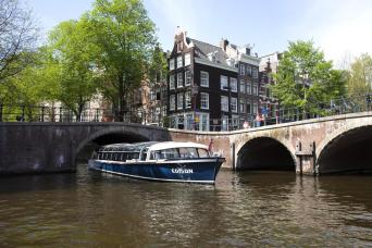 Gray Line City Canal Cruise - Dock Heineken Experience